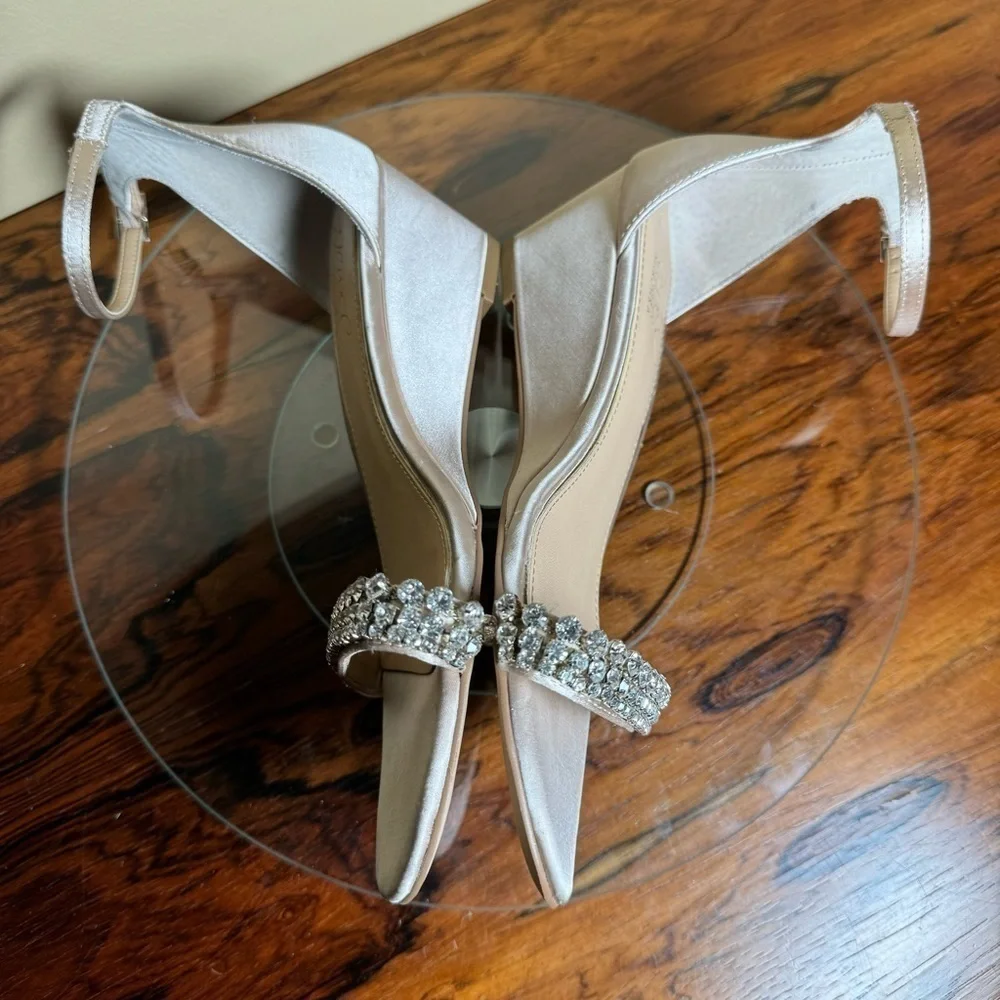 Badgley Mischka Lora Low Wedge Sandal - champagne satin - size 7